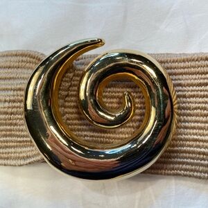 Vintage Gold tone Swirl‎ belt buckle and stretch belt